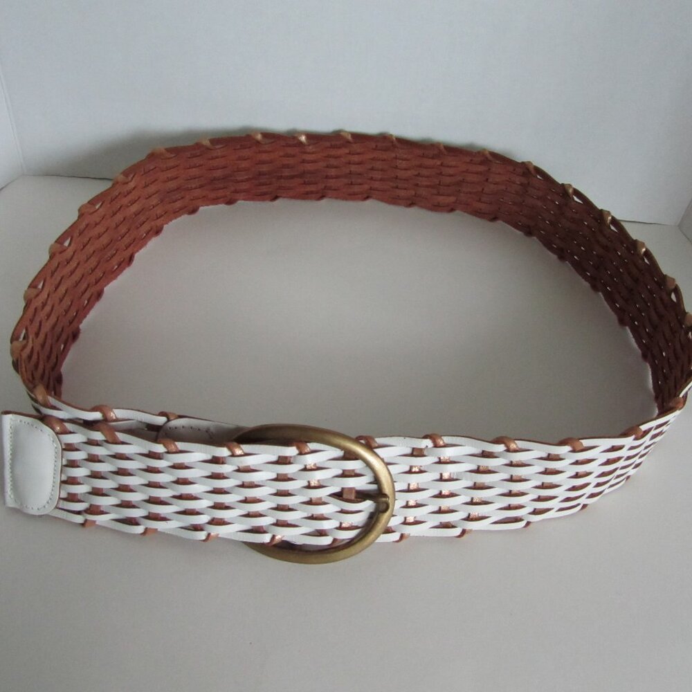 White Gold Basket Weave Front Closure Genuine Leather Oval Buckle Belt - Picture 2 of 11